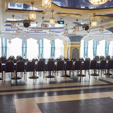 Східний Hotel Berezhany Ngoại thất bức ảnh