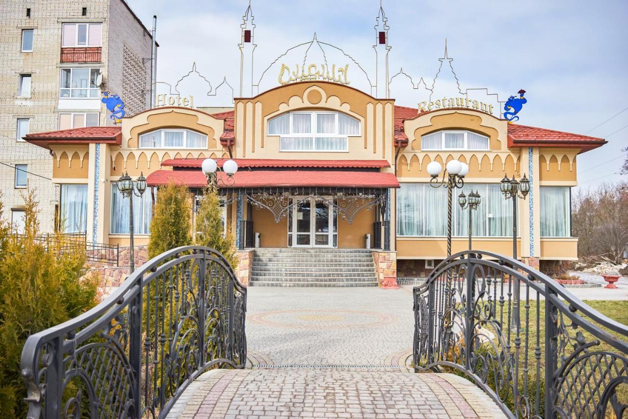Східний Hotel Berezhany Ngoại thất bức ảnh