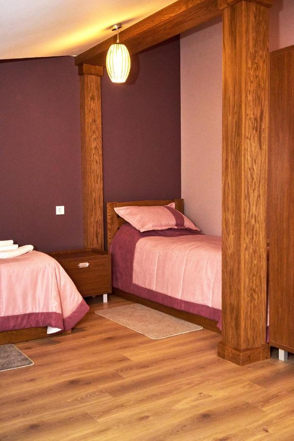 Східний Hotel Berezhany Ngoại thất bức ảnh