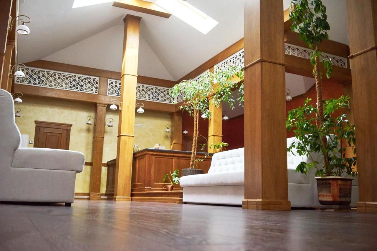 Східний Hotel Berezhany Ngoại thất bức ảnh