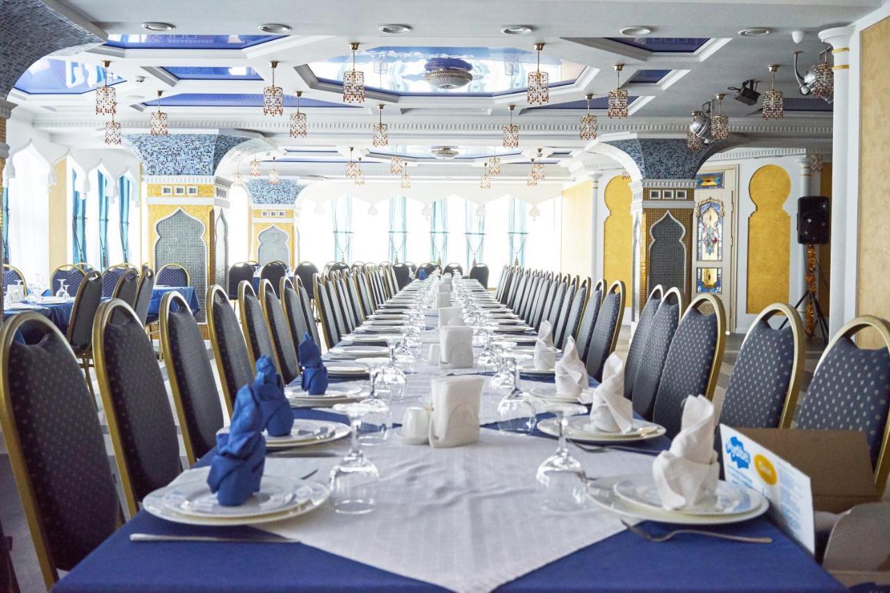 Східний Hotel Berezhany Ngoại thất bức ảnh