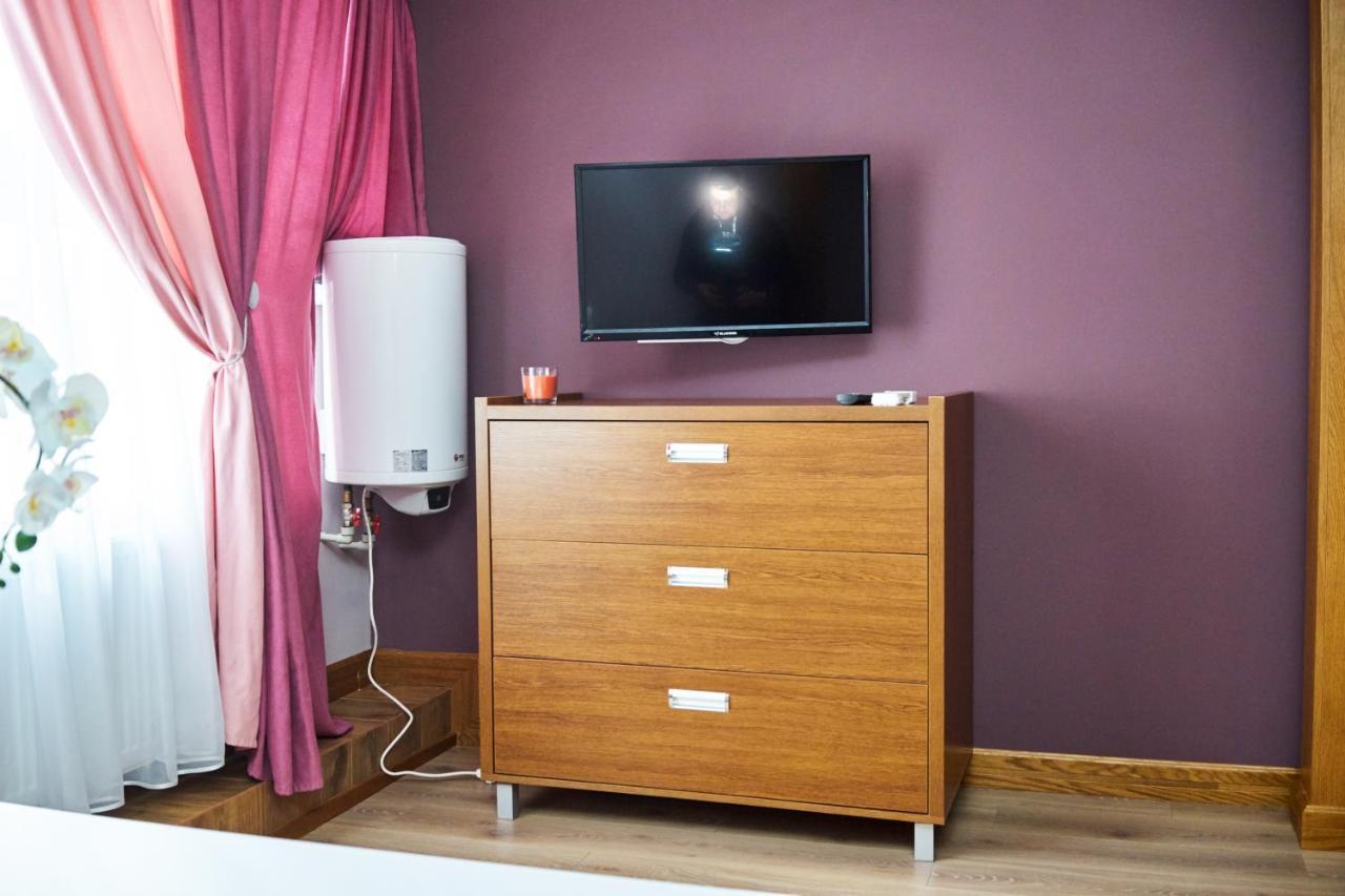 Східний Hotel Berezhany Ngoại thất bức ảnh