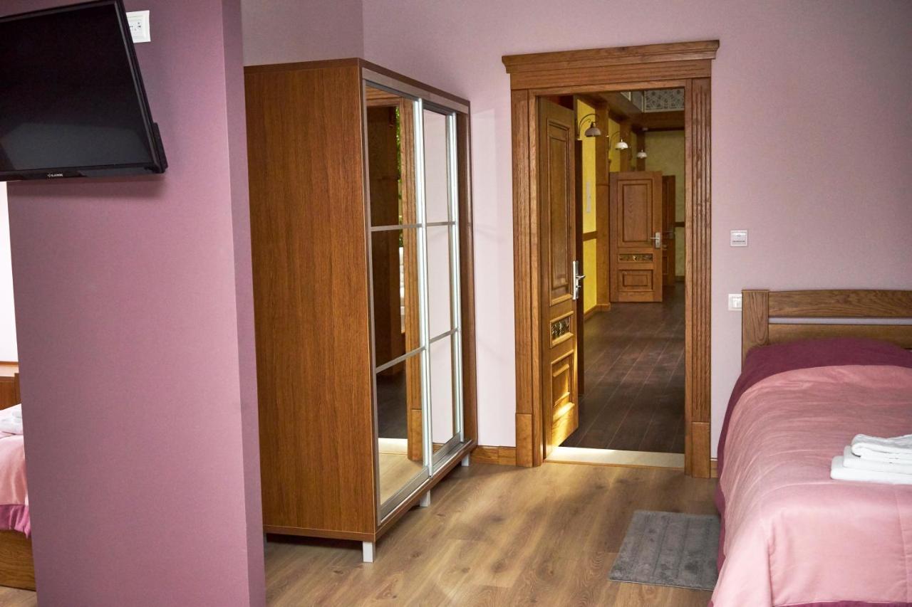 Східний Hotel Berezhany Ngoại thất bức ảnh