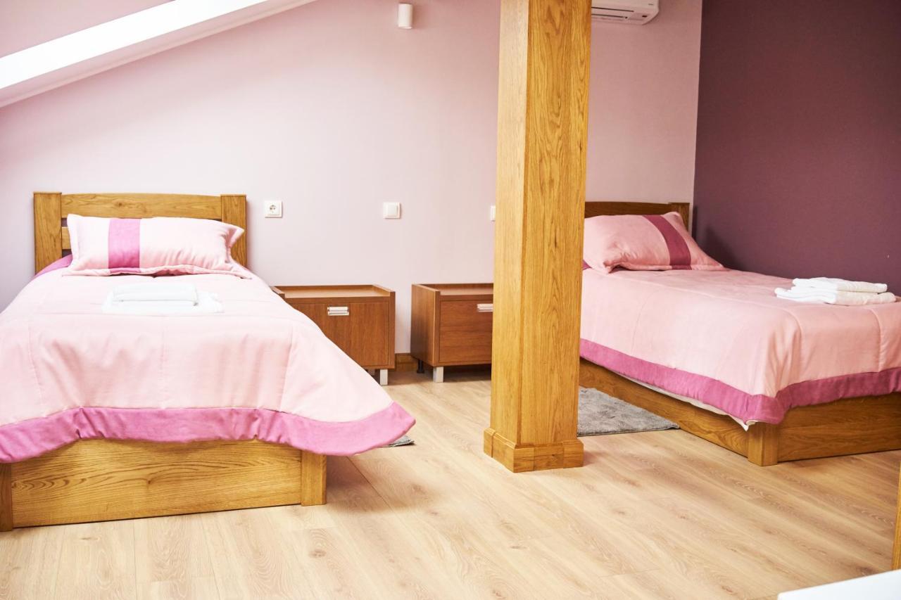 Східний Hotel Berezhany Ngoại thất bức ảnh